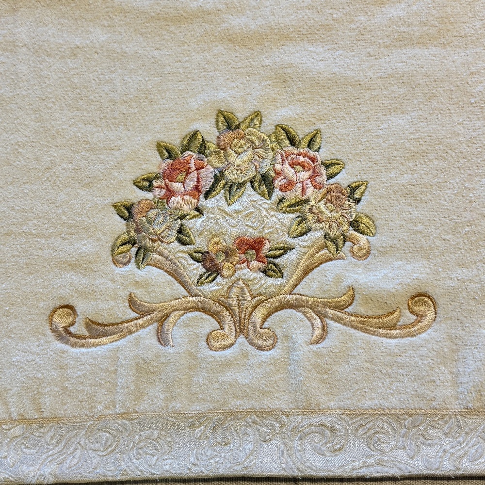 Avanti  Bath Towel – Cream + Rose Gold Cottagecore Embroidered Floral embroidery
